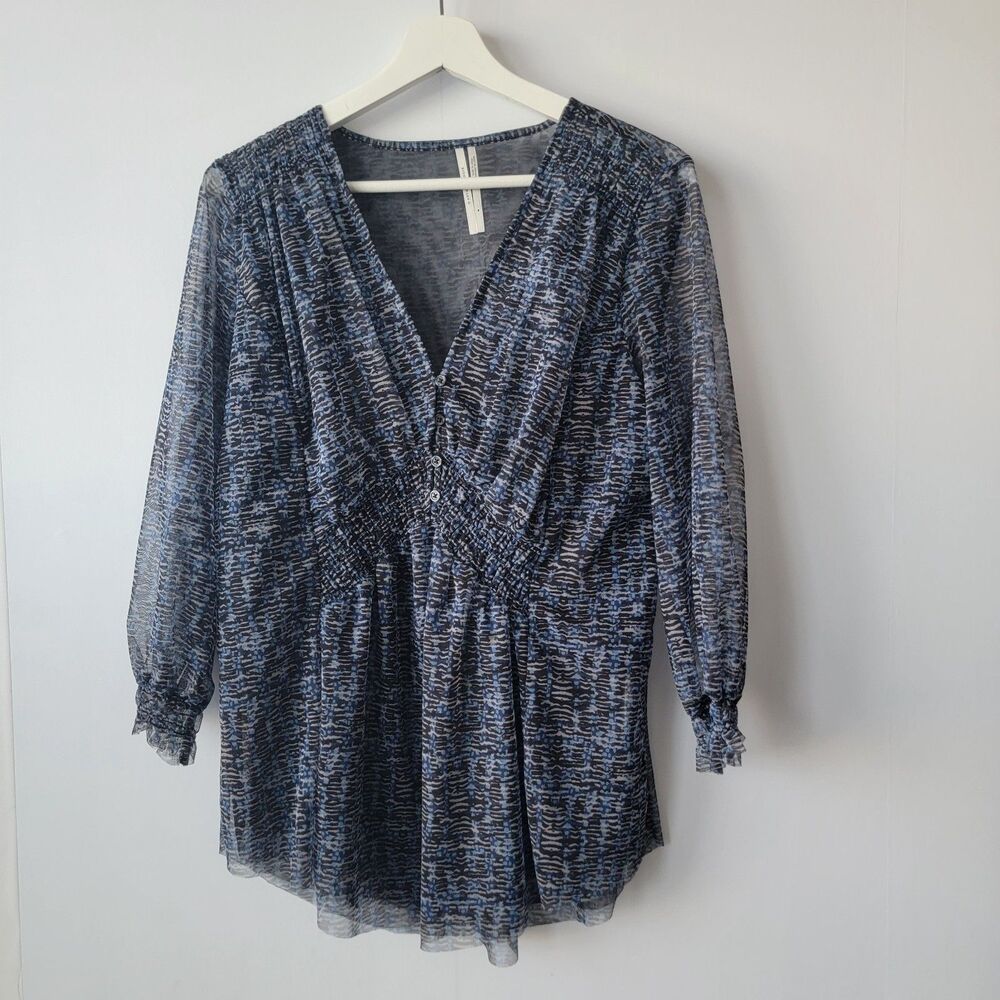 anthropologie womens Gretchen Smocked Tunic top size M Silhouette Semi Sheer